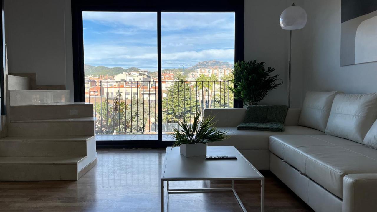 Duplex Con Terraza By Prestigi Leilighet Terrassa Eksteriør bilde